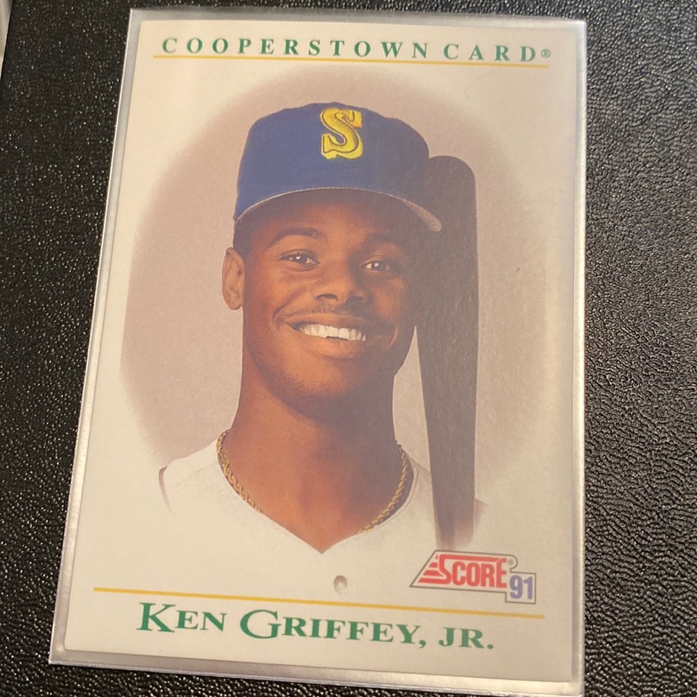 Trading card—baseball Card/Open for offer / Do a bundle lets talk all mint card